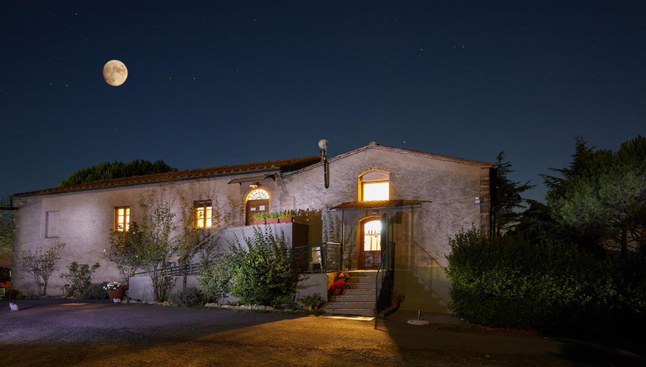 Podere San Francesco Bed & Breakfast Volterra Exterior photo