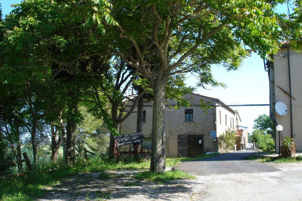 Podere San Francesco Bed & Breakfast Volterra Exterior photo