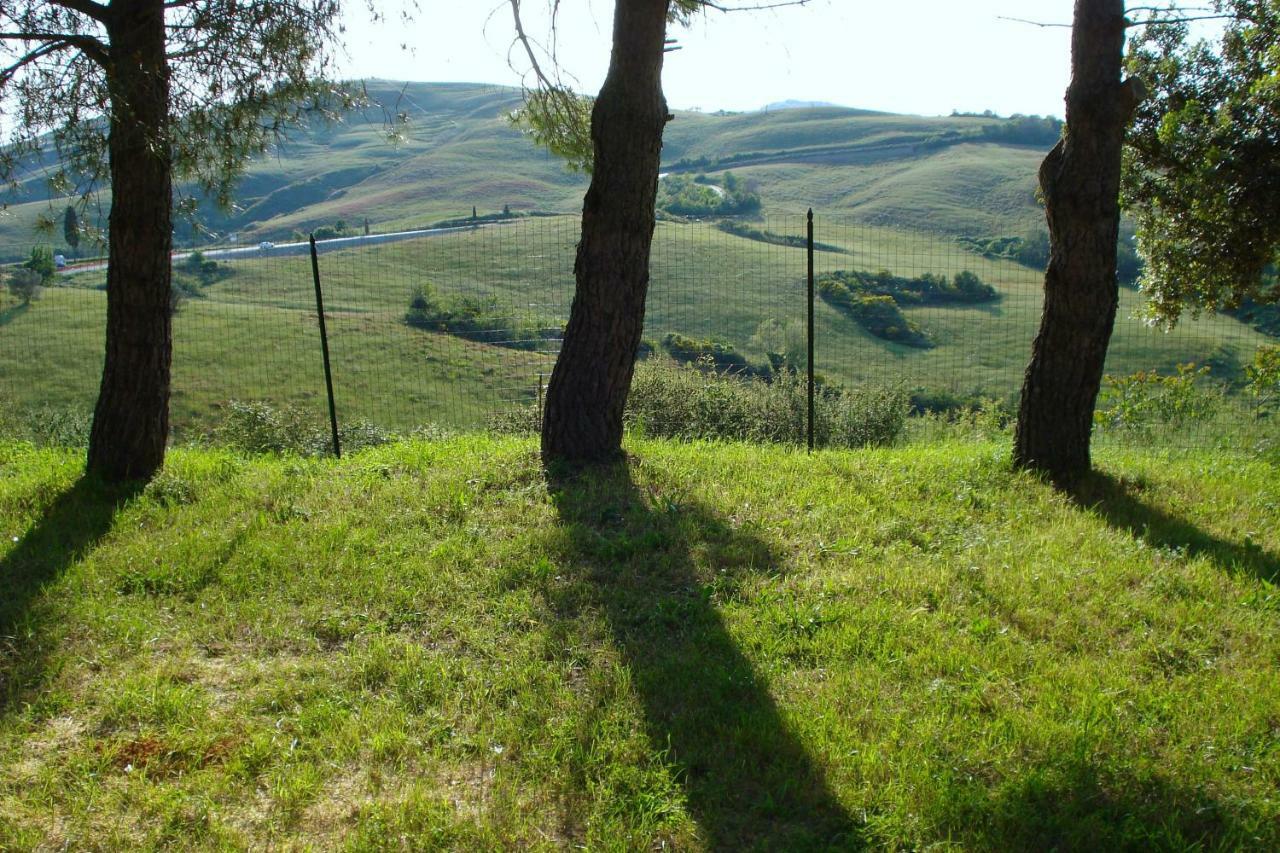 Podere San Francesco Bed & Breakfast Volterra Exterior photo